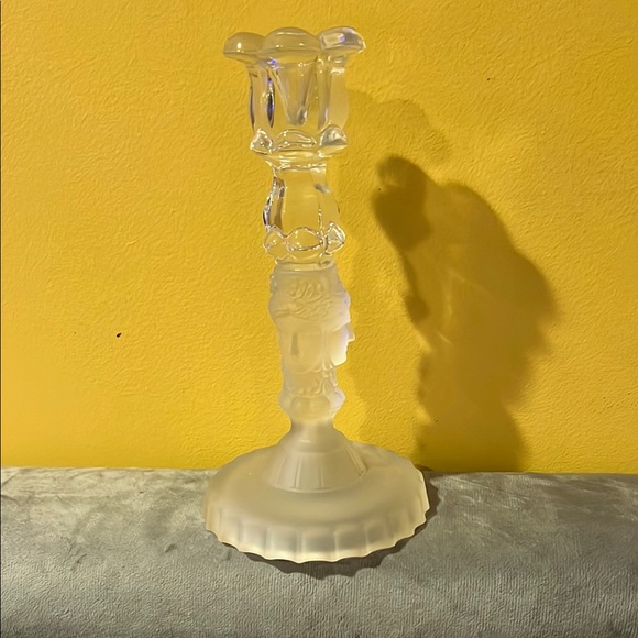 Elegant Clear Glass Candle Holder - Picture 1 of 10